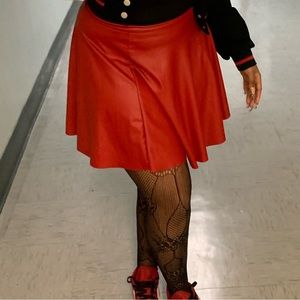 Skirt was only worn once ! Still FRESH! It’s leather& a little short in the back